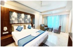 PURI HOTEL A M B I K A - P A L A C E near sea beach and temple